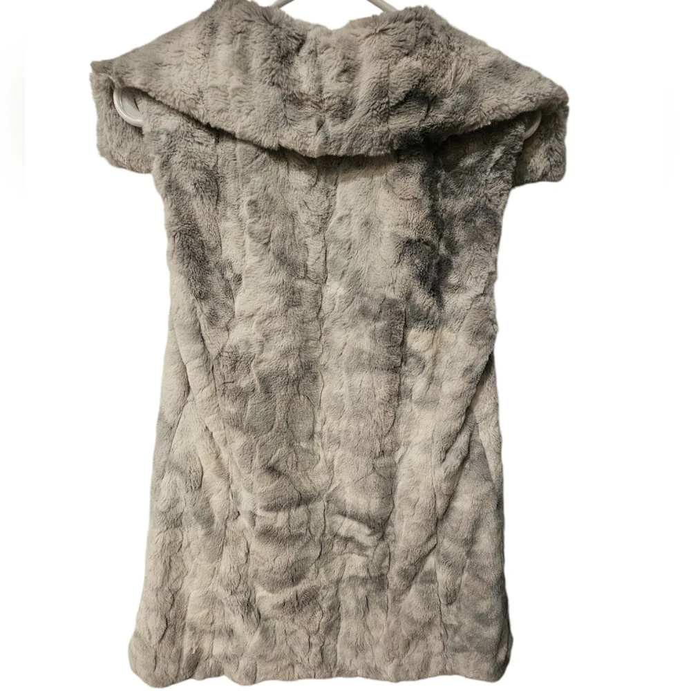 NWT‎ Marc New York Faux Fur Gray Vest Size Medium
